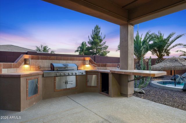 6690 S Eucalyptus Place, Chandler, AZ 85249