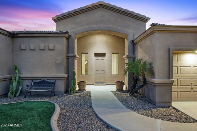 6690 S Eucalyptus Place, Chandler, AZ 85249