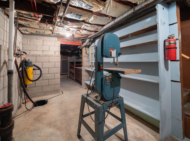 4 Sorrento Avenue, East Haven, CT 06512