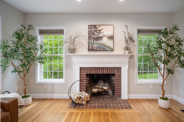 30 Mill Stone Terrace, Bedford, NH 03110