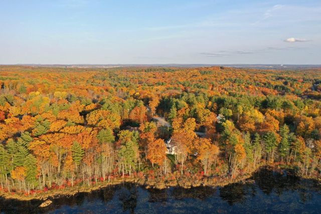 30 Mill Stone Terrace, Bedford, NH 03110