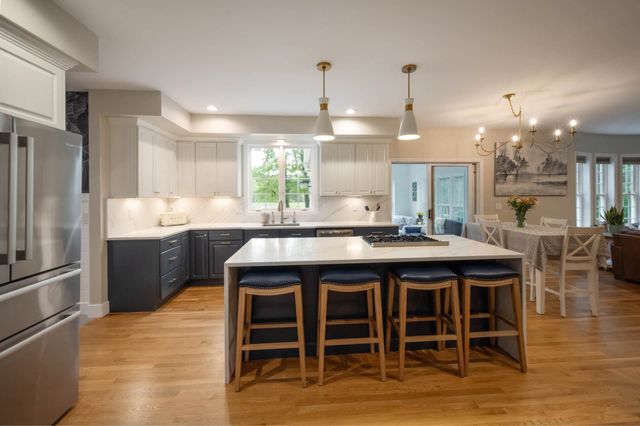 30 Mill Stone Terrace, Bedford, NH 03110