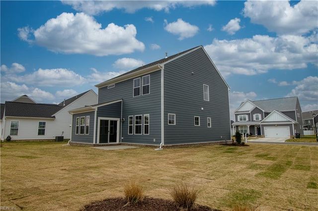 275 McCormick DR, Suffolk, VA 23435