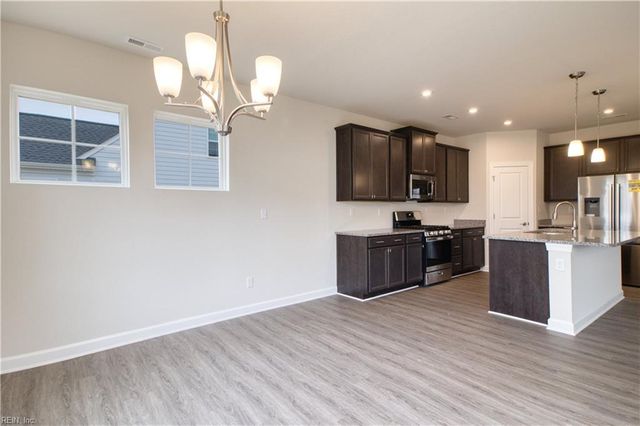 275 McCormick DR, Suffolk, VA 23435