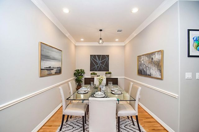 2806 Bering Drive, Houston, TX 77057