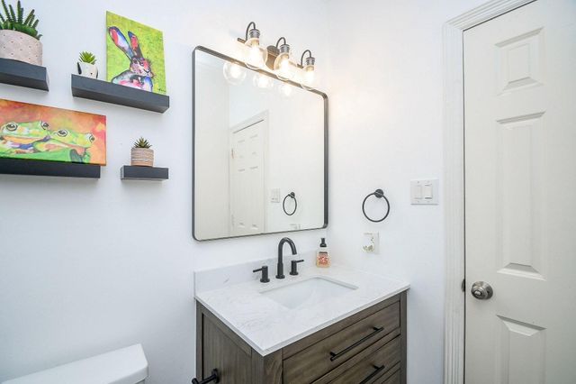 2806 Bering Drive, Houston, TX 77057
