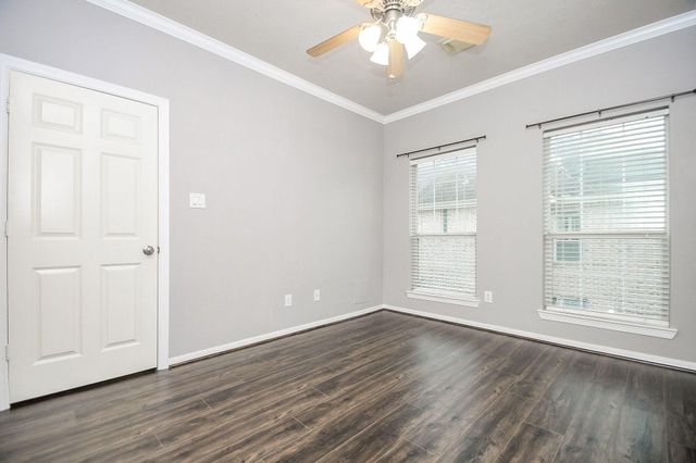 2806 Bering Drive, Houston, TX 77057