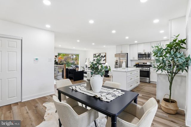 13801 LIONEL LN, Rockville, MD 20853