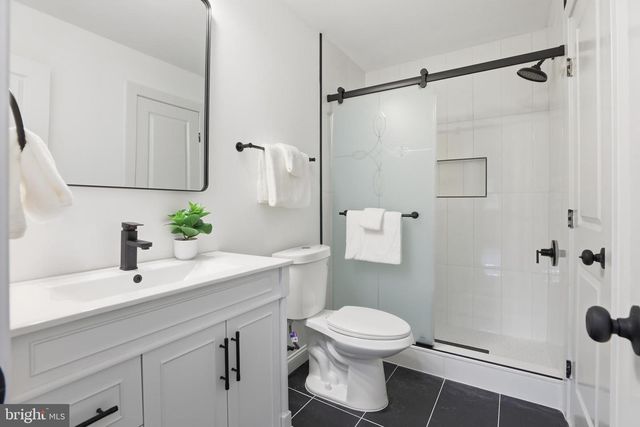 13801 LIONEL LN, Rockville, MD 20853