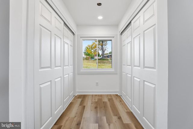 13801 LIONEL LN, Rockville, MD 20853