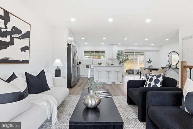 13801 LIONEL LN, Rockville, MD 20853