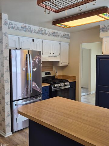 1115 Turrill Road, Lapeer, MI 48446