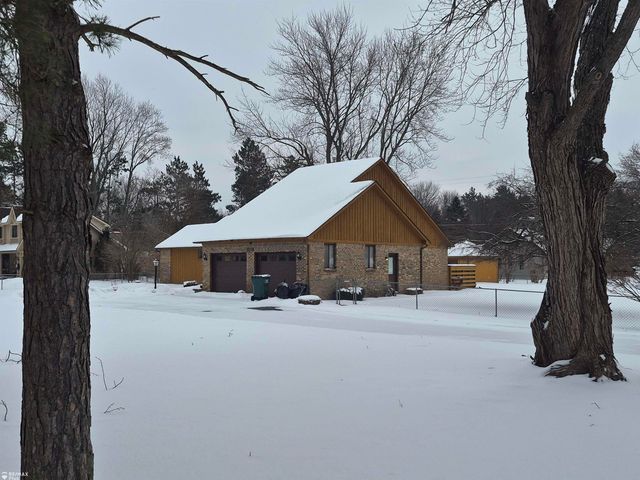 1115 Turrill Road, Lapeer, MI 48446