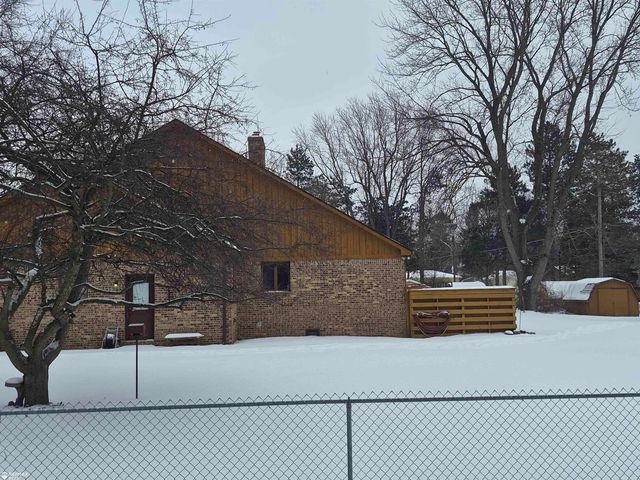 1115 Turrill Road, Lapeer, MI 48446