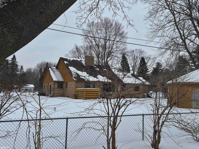 1115 Turrill Road, Lapeer, MI 48446