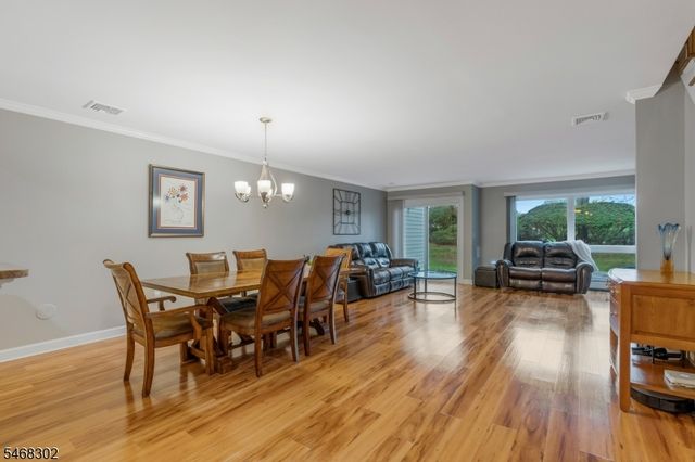 84 Hagerman Ct, Bridgewater Twp., NJ 08807