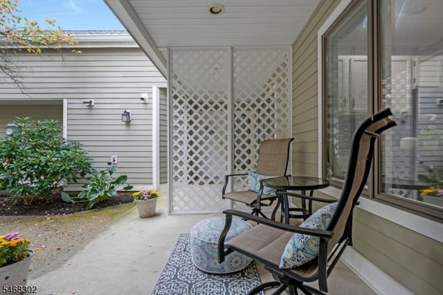 84 Hagerman Ct, Bridgewater Twp., NJ 08807