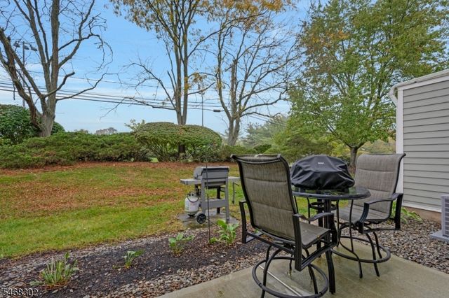 84 Hagerman Ct, Bridgewater Twp., NJ 08807
