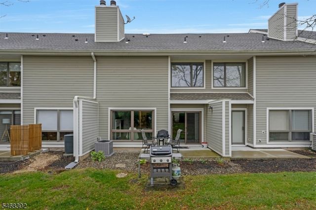 84 Hagerman Ct, Bridgewater Twp., NJ 08807