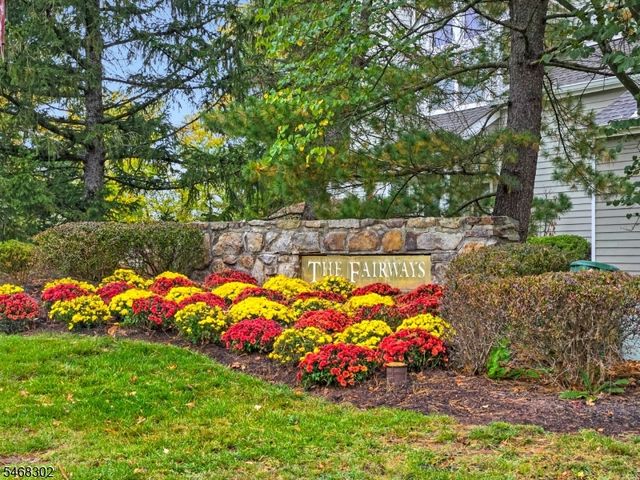 84 Hagerman Ct, Bridgewater Twp., NJ 08807