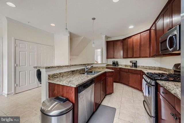 809 MCHENRY ST, Baltimore, MD 21230