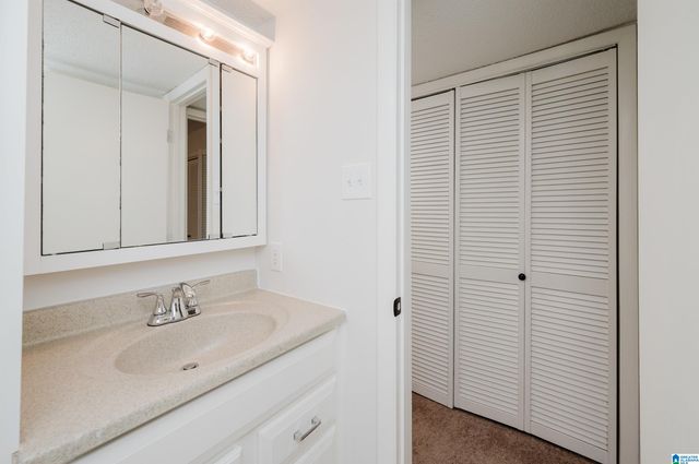 1834 OAKLEAF LANE, Center Point, AL 35215