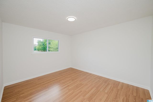 1834 OAKLEAF LANE, Center Point, AL 35215