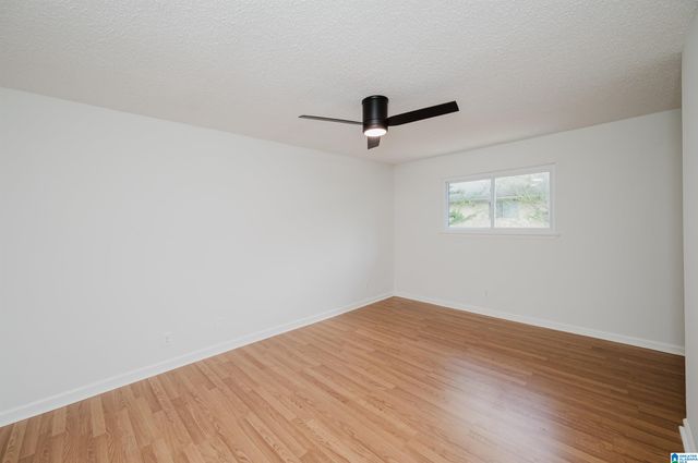 1834 OAKLEAF LANE, Center Point, AL 35215