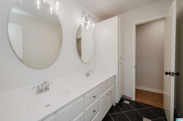 1834 OAKLEAF LANE, Center Point, AL 35215