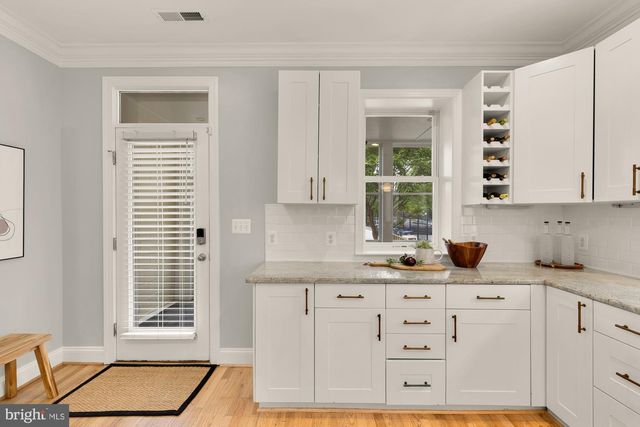 1519 EAST CAPITOL ST SE, Washington, DC 20003