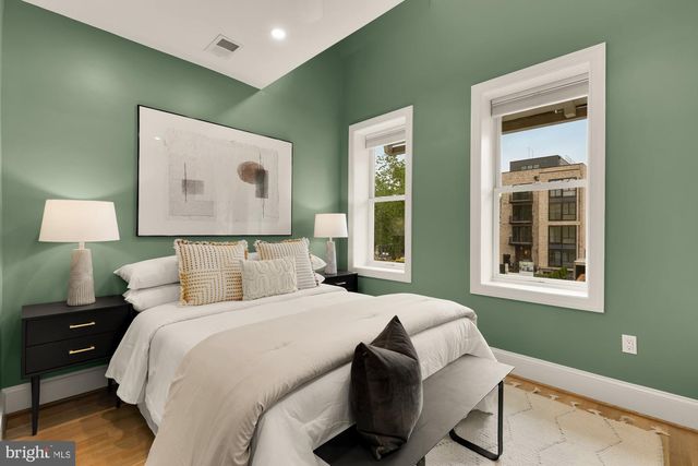 1519 EAST CAPITOL ST SE, Washington, DC 20003