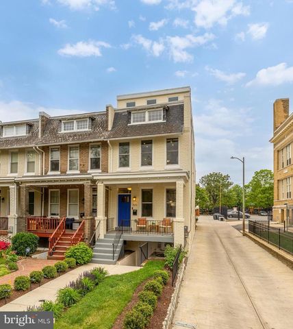 1519 EAST CAPITOL ST SE, Washington, DC 20003