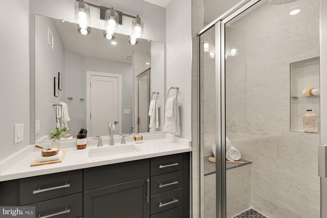 1519 EAST CAPITOL ST SE, Washington, DC 20003