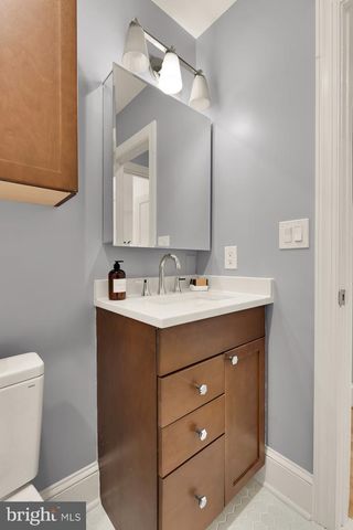 1519 EAST CAPITOL ST SE, Washington, DC 20003