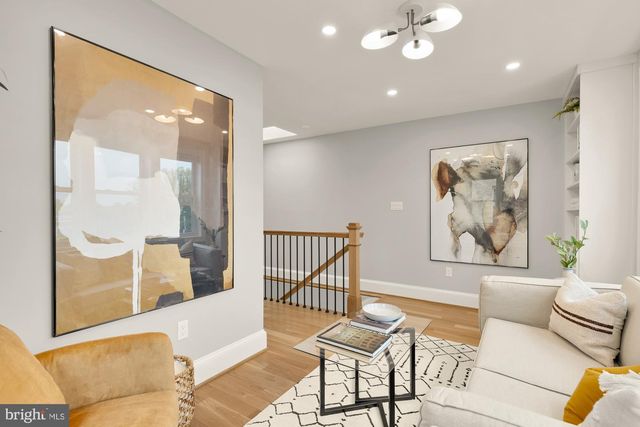 1519 EAST CAPITOL ST SE, Washington, DC 20003
