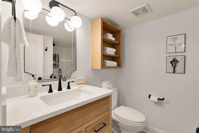 1519 EAST CAPITOL ST SE, Washington, DC 20003