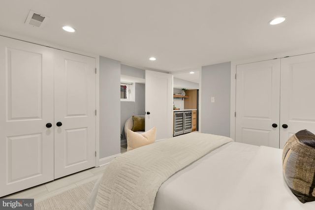 1519 EAST CAPITOL ST SE, Washington, DC 20003