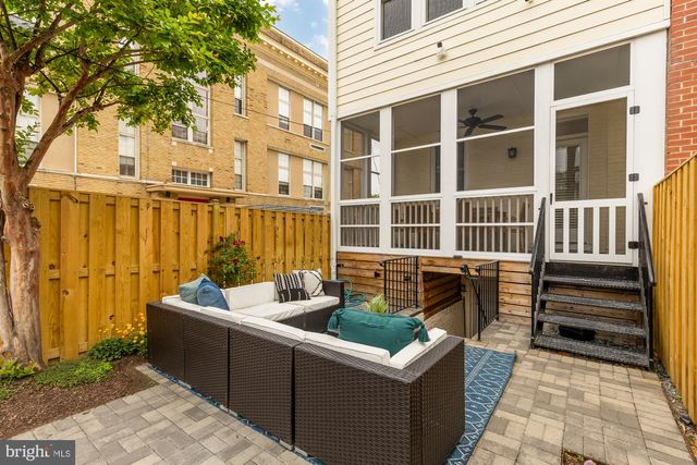1519 EAST CAPITOL ST SE, Washington, DC 20003