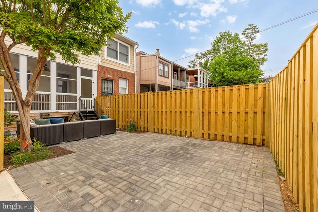 1519 EAST CAPITOL ST SE, Washington, DC 20003