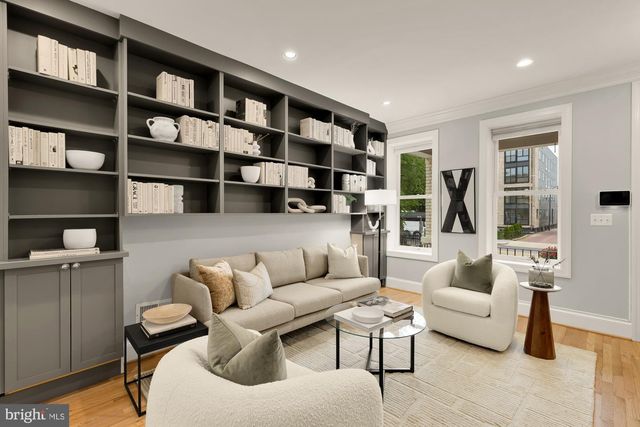 1519 EAST CAPITOL ST SE, Washington, DC 20003