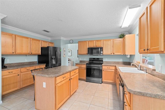 1936 PALO ALTO AVENUE, The Villages, FL 32159