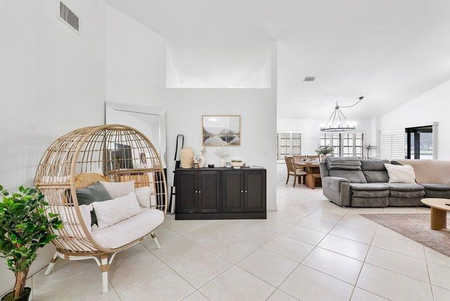 6852 Bitterbush Place, Boynton Beach, FL 33472