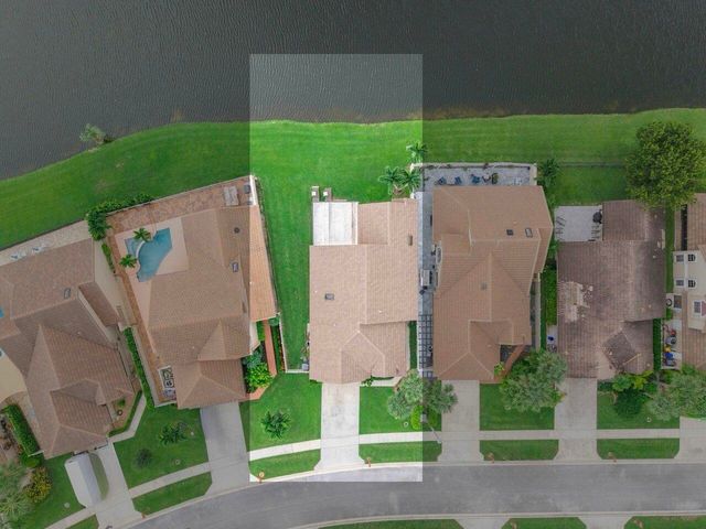 6852 Bitterbush Place, Boynton Beach, FL 33472