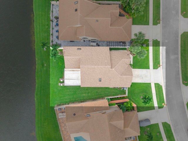 6852 Bitterbush Place, Boynton Beach, FL 33472