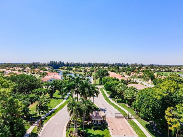 6852 Bitterbush Place, Boynton Beach, FL 33472