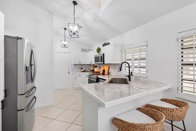 6852 Bitterbush Place, Boynton Beach, FL 33472