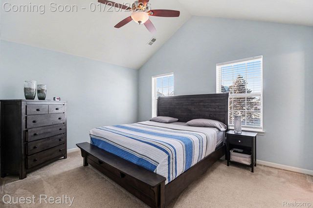 25998 Maritime Circle S, Harrison Charter Township, MI 48045