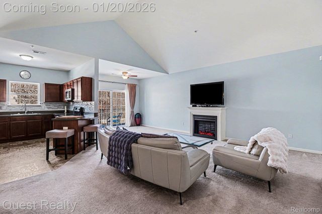 25998 Maritime Circle S, Harrison Charter Township, MI 48045