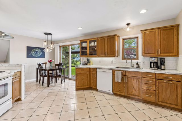 14786 91st Place N, Maple Grove, MN 55369