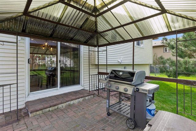 14786 91st Place N, Maple Grove, MN 55369